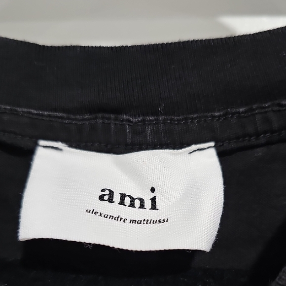 Ami Black T-Shirt with Heart Logo - Picture 4 of 12